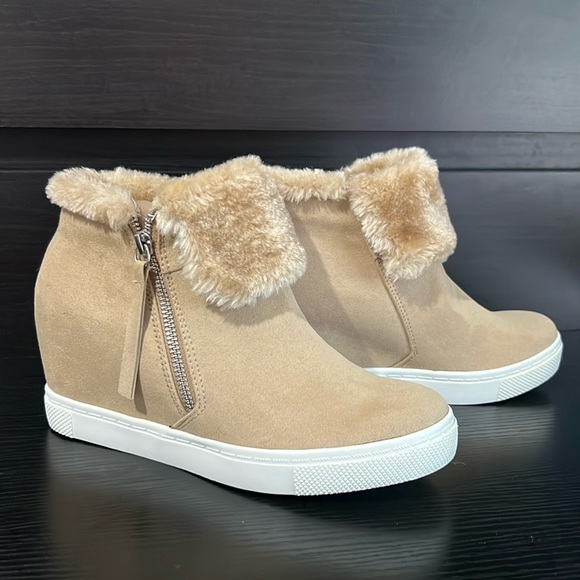 Women’s Wedge Heel Booties NWOT - Picture 2 of 8